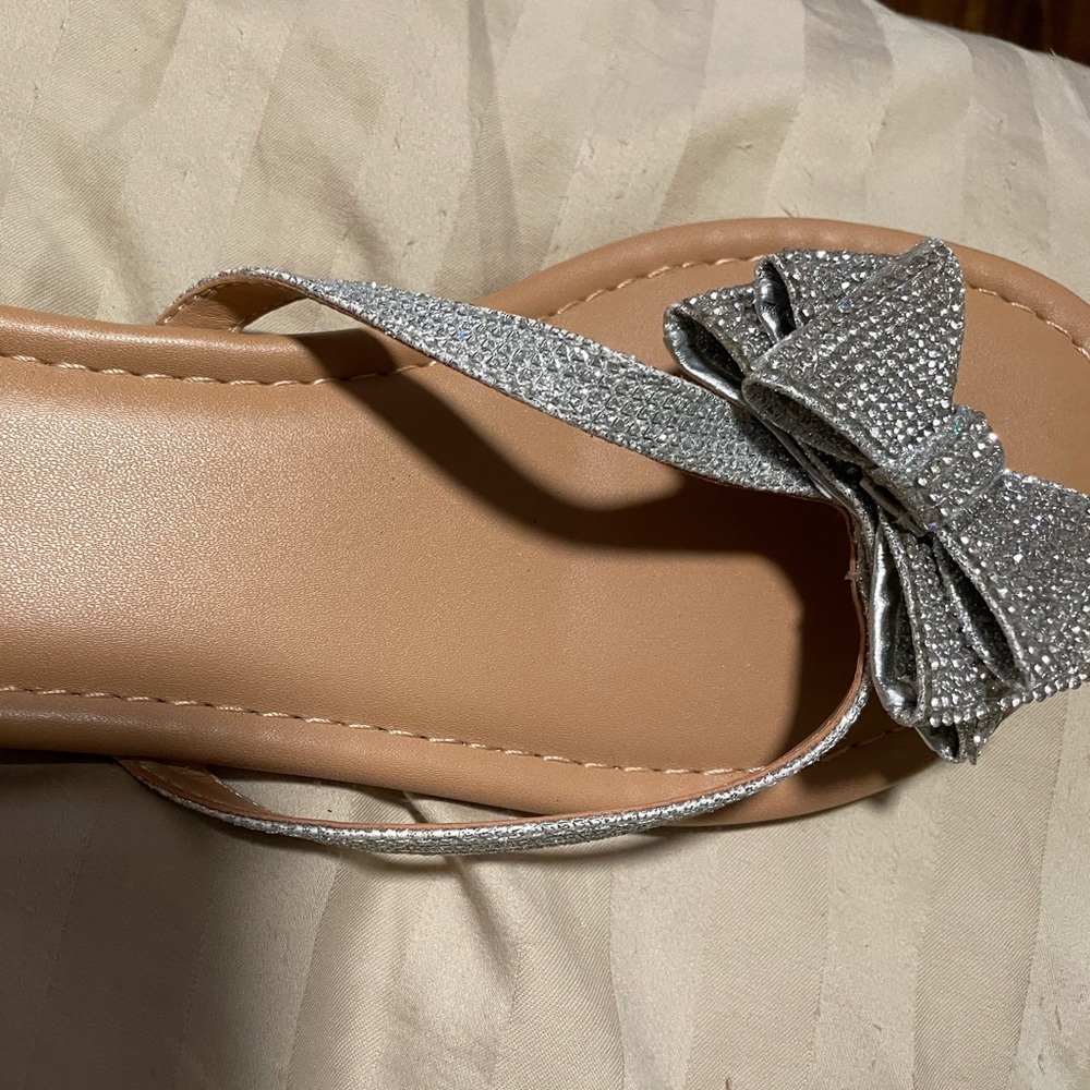 New slides with bow on them